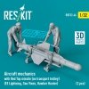 RESKIT RSF32-0046 Aircraft mechanics with Red Top missile (on transport trolley) (EE Lightning, Sea Vixen, Hawker Hunter) (2 pcs) (3D Printed) (1/32)